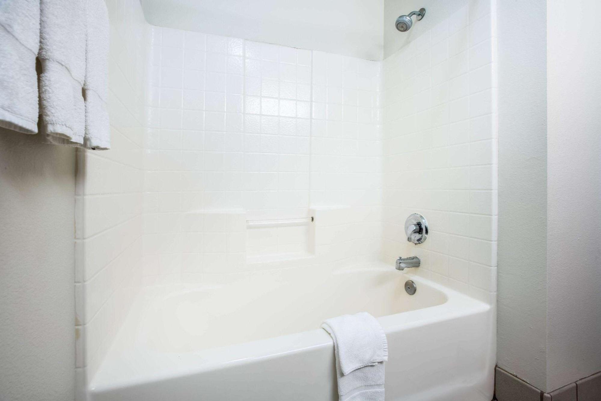 La Quinta By Wyndham Portland Airport Otel Dış mekan fotoğraf